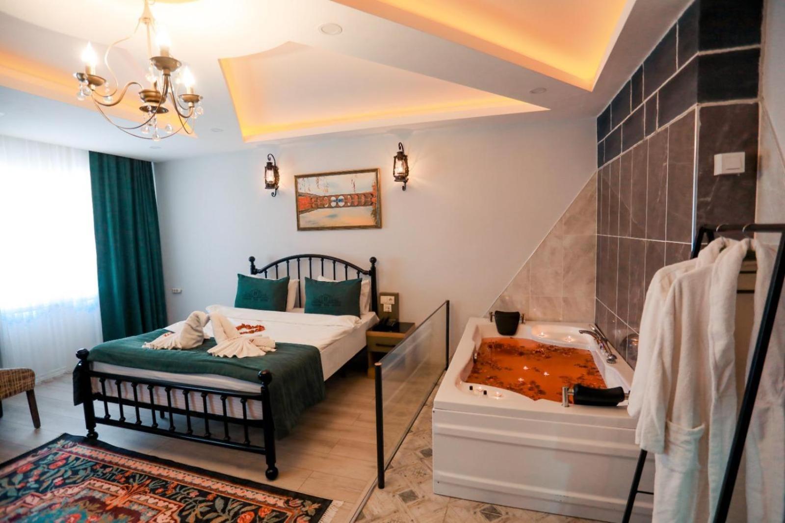 דייארבקיר Hasuni Tas Hotel מראה חיצוני תמונה