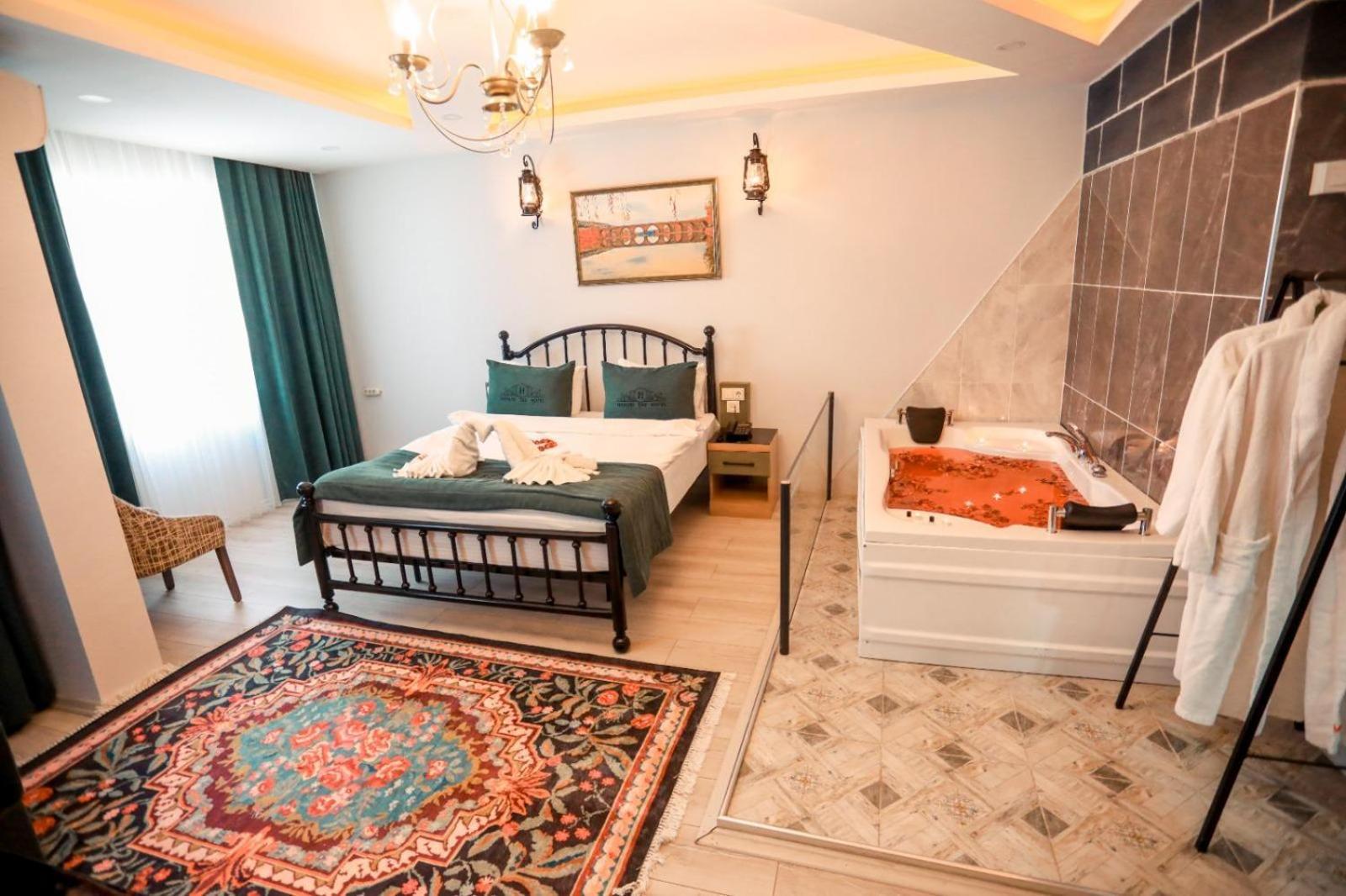 דייארבקיר Hasuni Tas Hotel מראה חיצוני תמונה